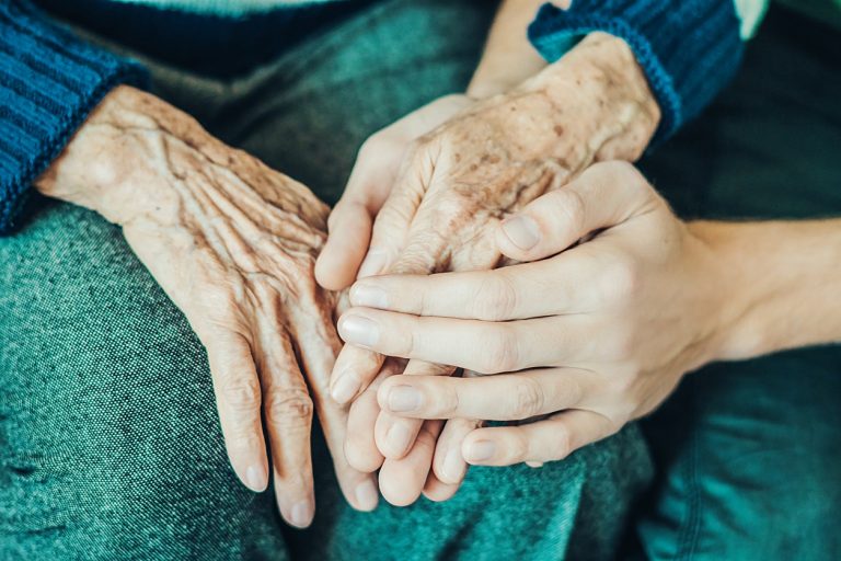 Ոչ մեկին դուրս մի թողեք